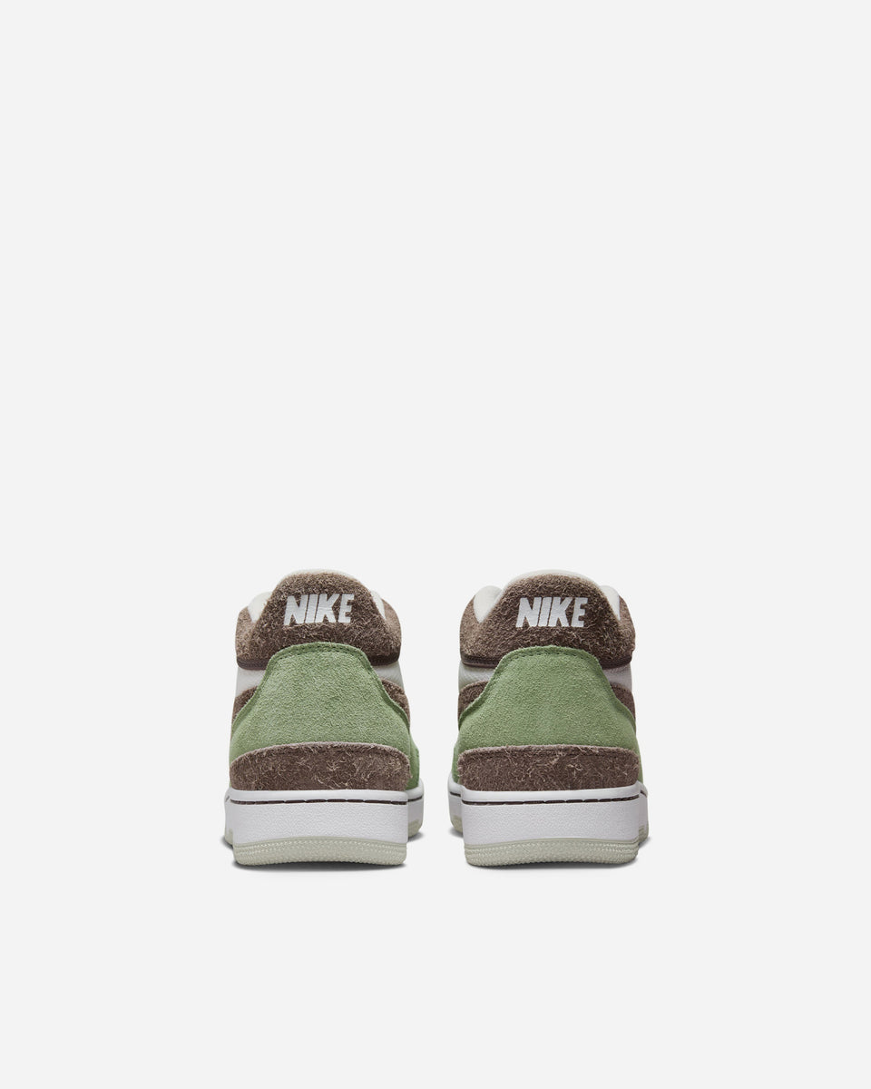 NIKE ATTACK – A+S