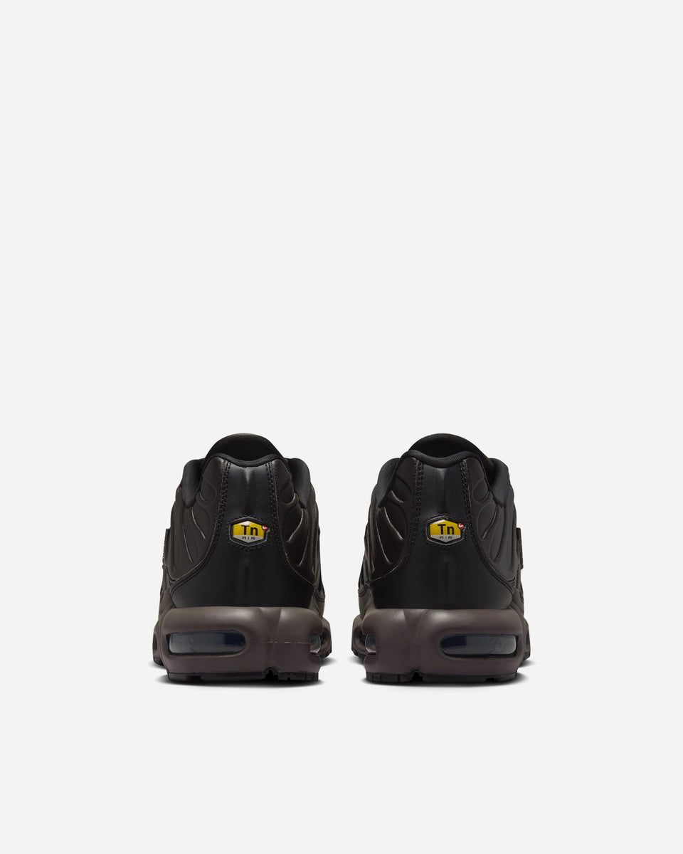 Nike air max sneakers 2020 on sale