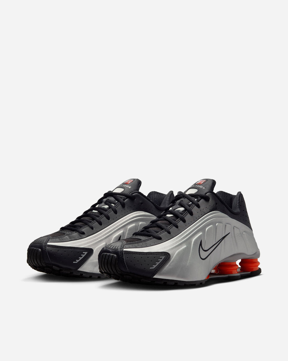 NIKE SHOX R4 – A+S
