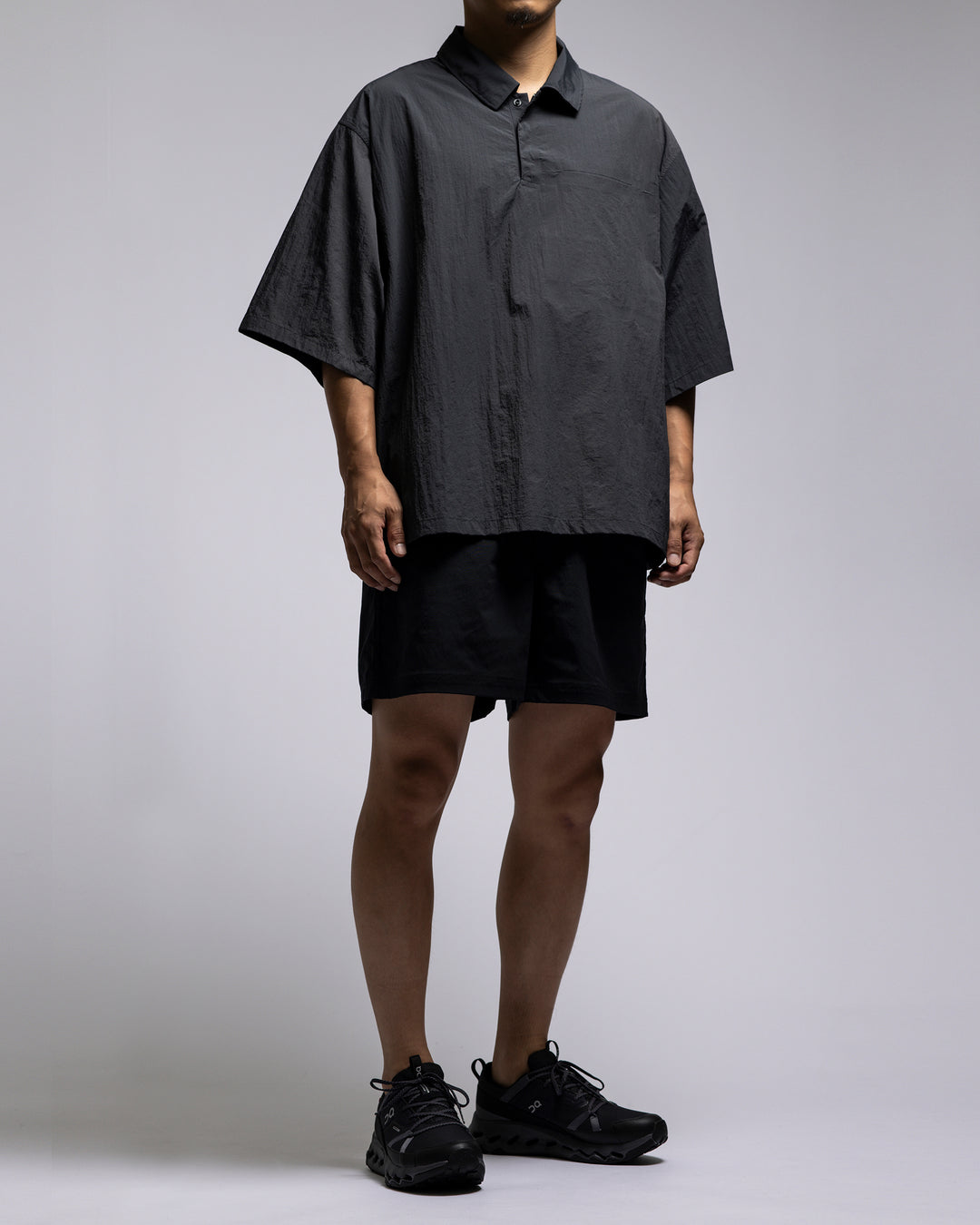 NIKE M TCH WVN TOP WASH LTARMY/BLK 国内発送 FZ0705-060-1_1080x.jpg?v=