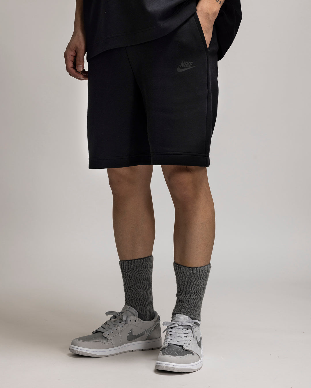 NIKE TECH FLEECE SHORT – A+S