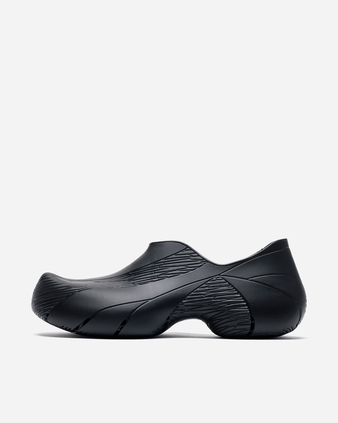 ALIVEFORM – A+S