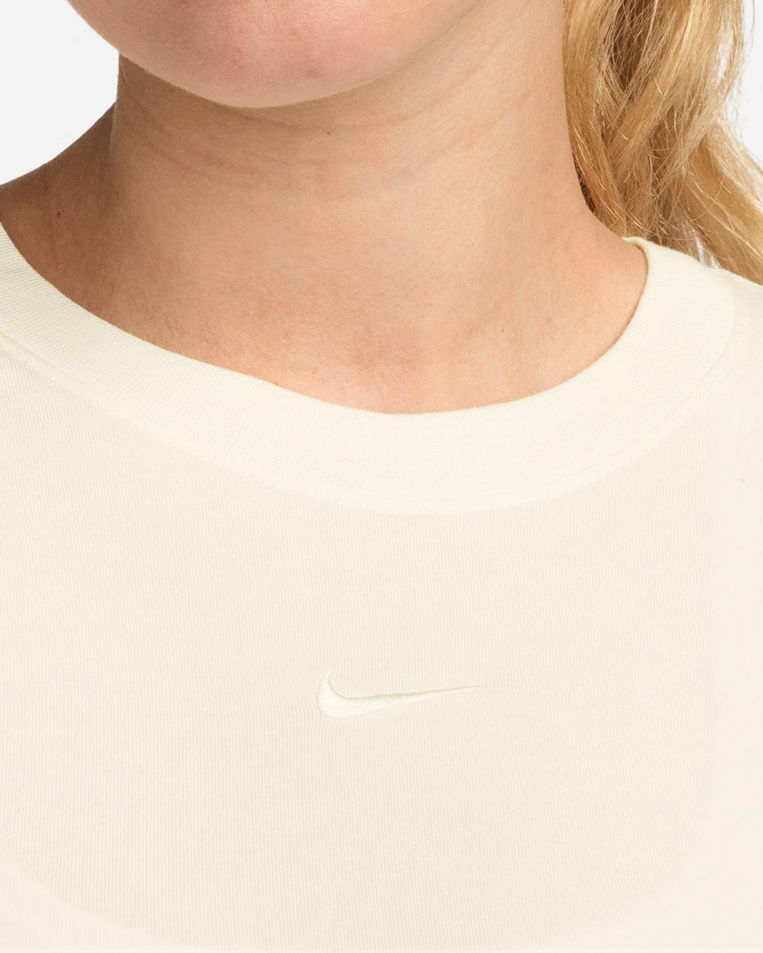 NIKE WMNS NSW CHLL KNT L/S CROP TOP – A+S