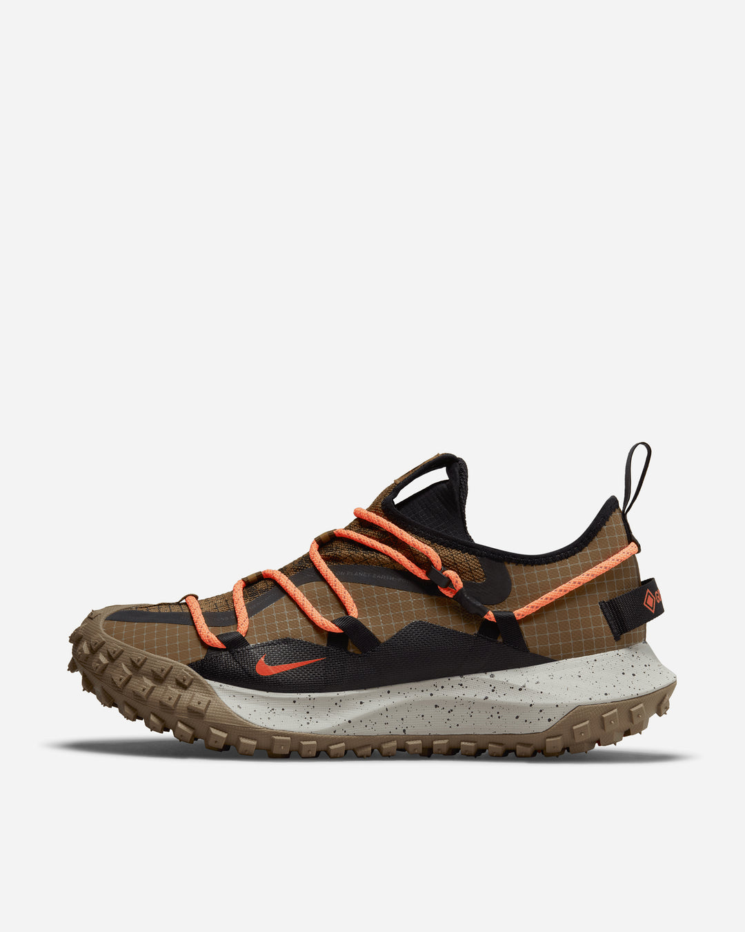 NIKE ACG MOUNTAIN FLY LOW GTX SE – A+S