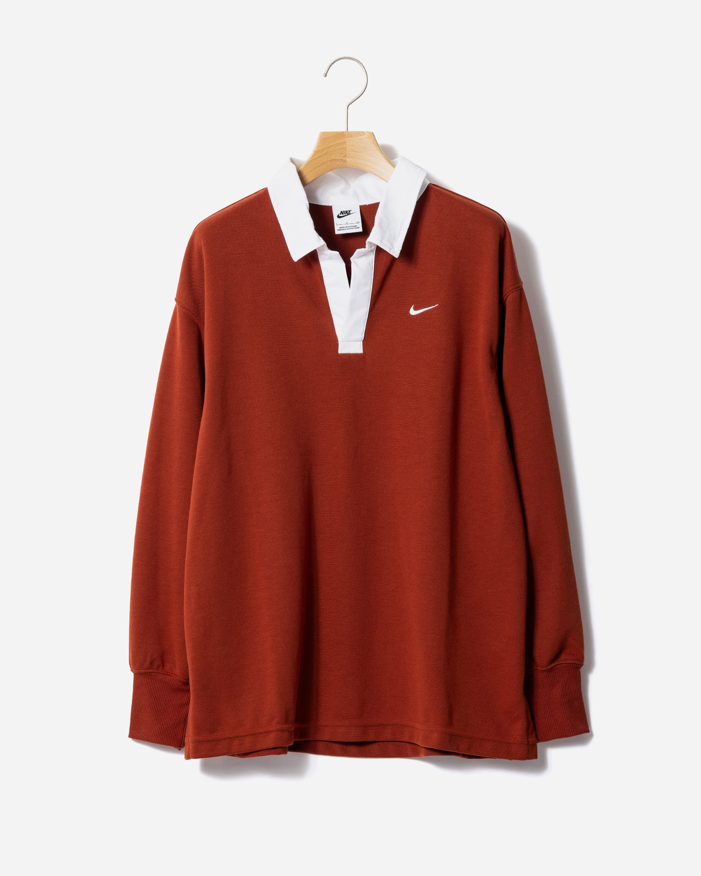 NIKE WMNS NSW ESSENTIAL OS L/S POLO – A+S