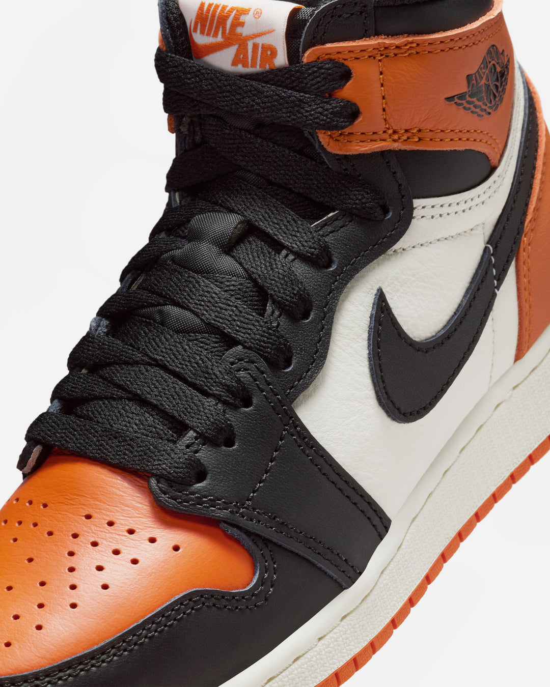 シューズ(男性用) Nike GS Air Jordan 1 Retro High OG 楽天市場】NIKE AIR JORDAN 1 RETRO HIGH OG GS 【BRED PATENT