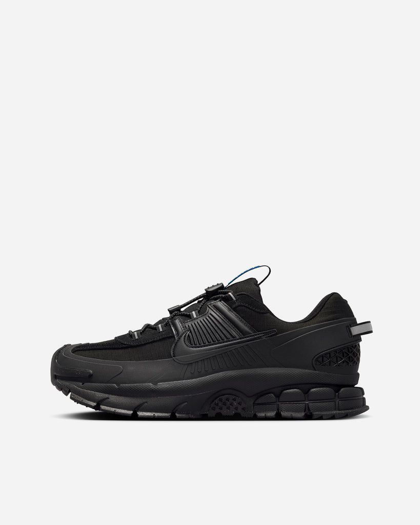 Nike zoom black top