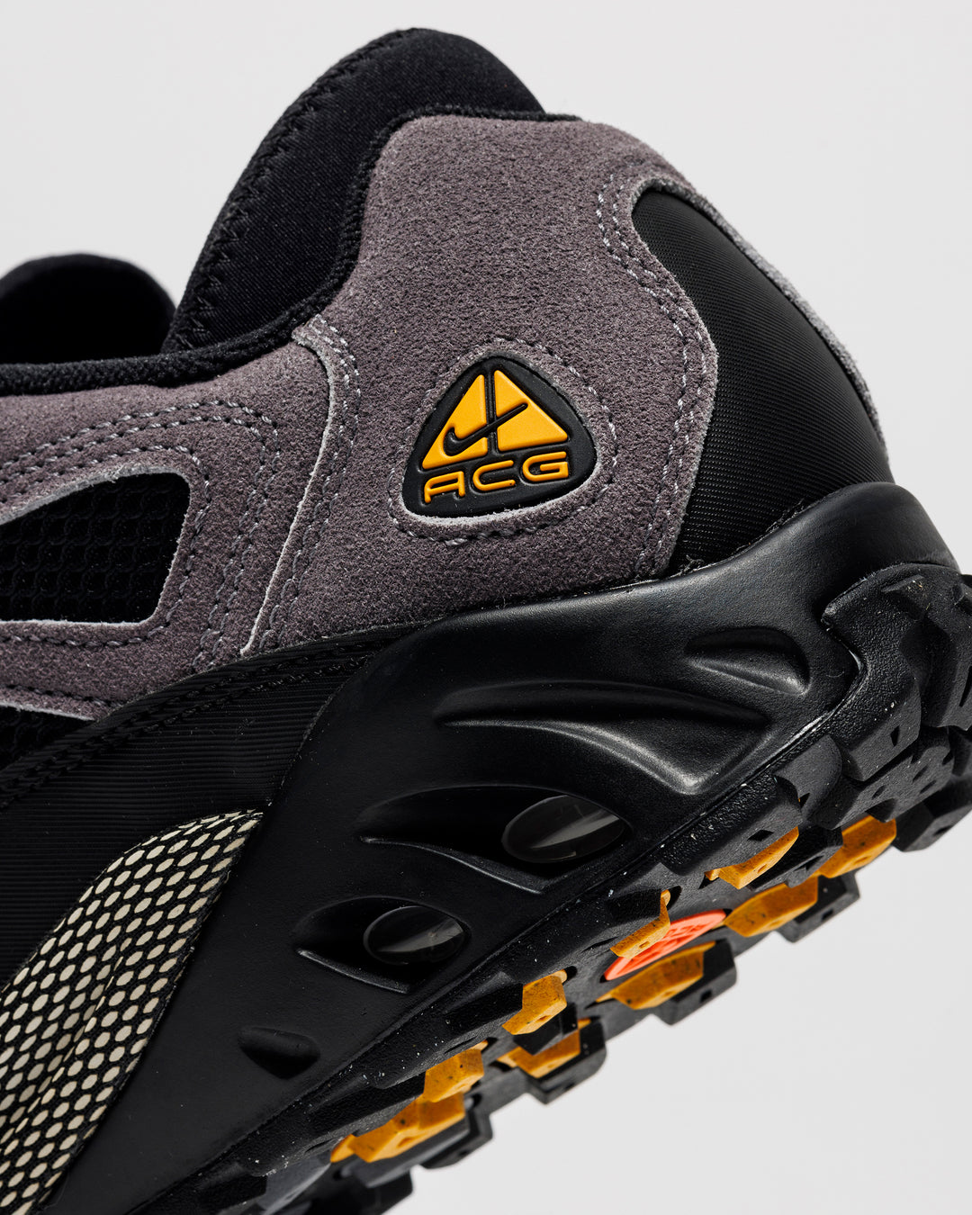 NIKE ACG AIR EXPLORAID – A+S