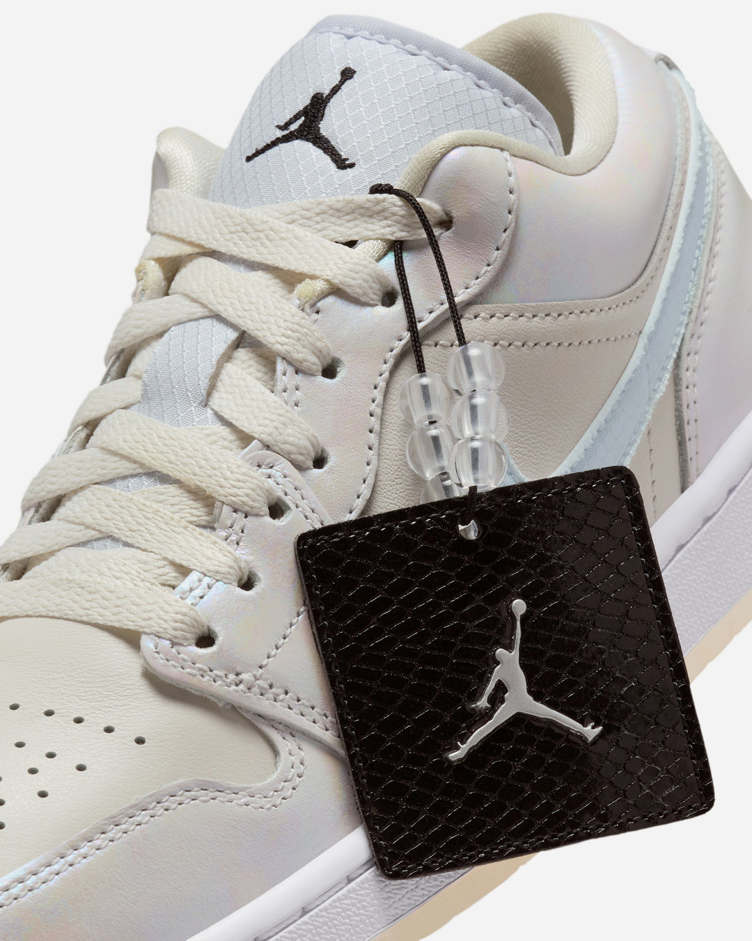 NIKE WMNS AIR JORDAN 1 LOW SE LNY – A+S