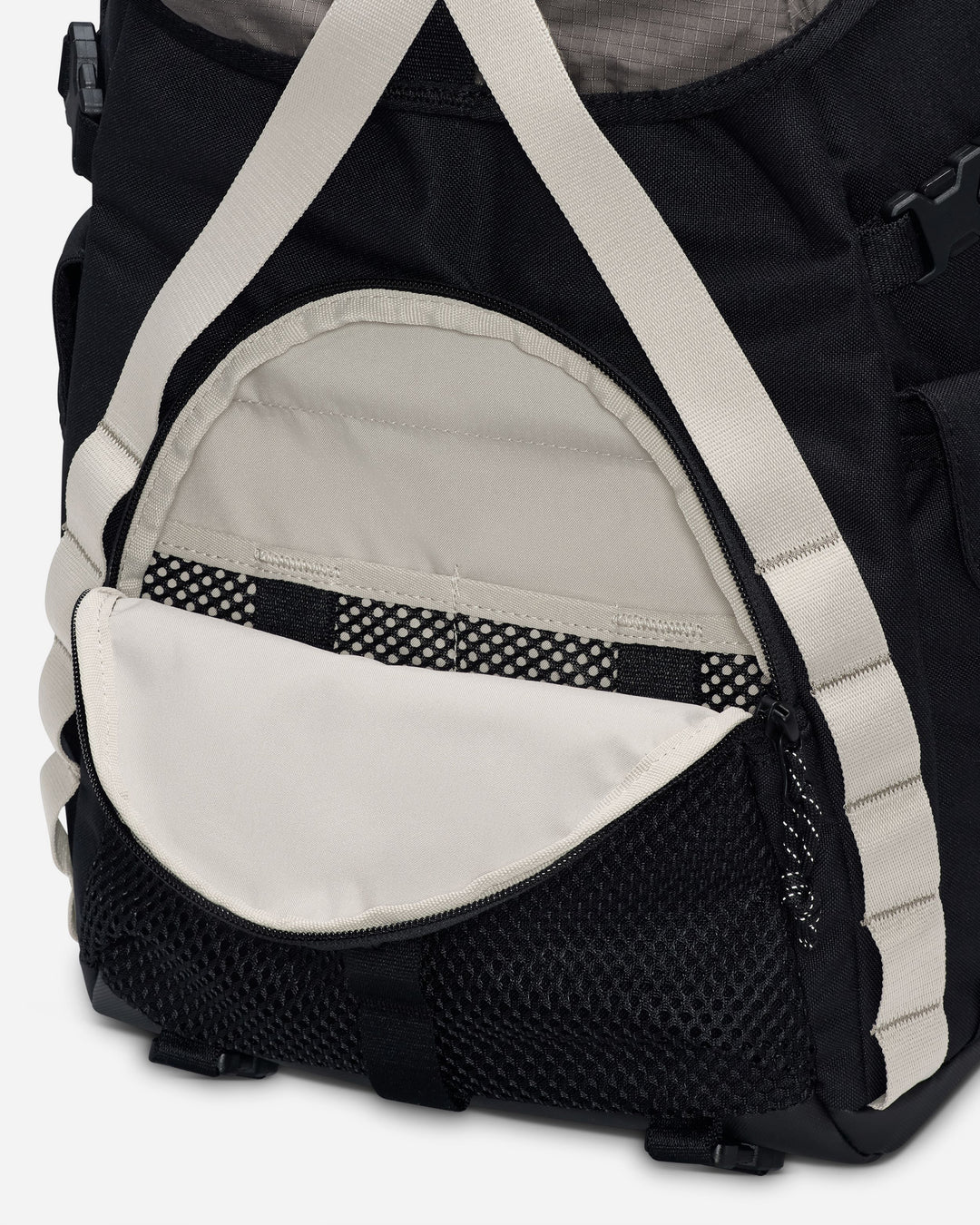 NIKE ACG DAYMAX BACKPACK – A+S