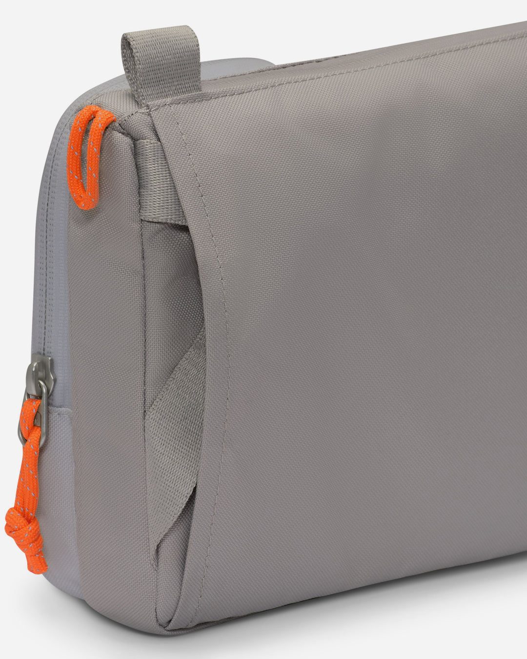 週末限定価格❗️naptime クロスボディBAG-GRAY スリムだけど大容量】使いやすさを徹底的に追求！大人クロスボディ