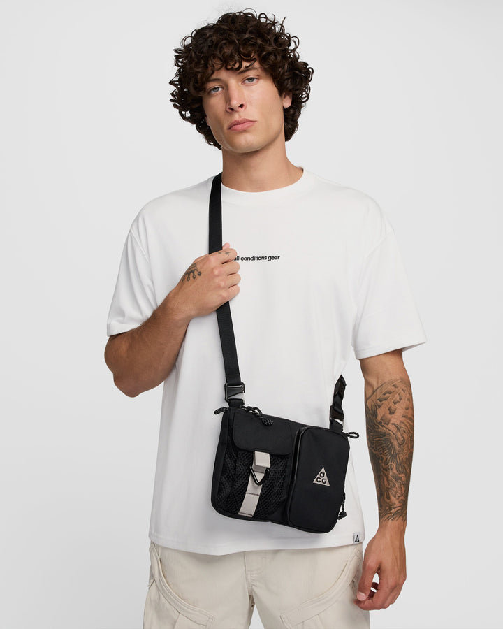 NIKE ACG DAYMAX CROSSBODY – A+S