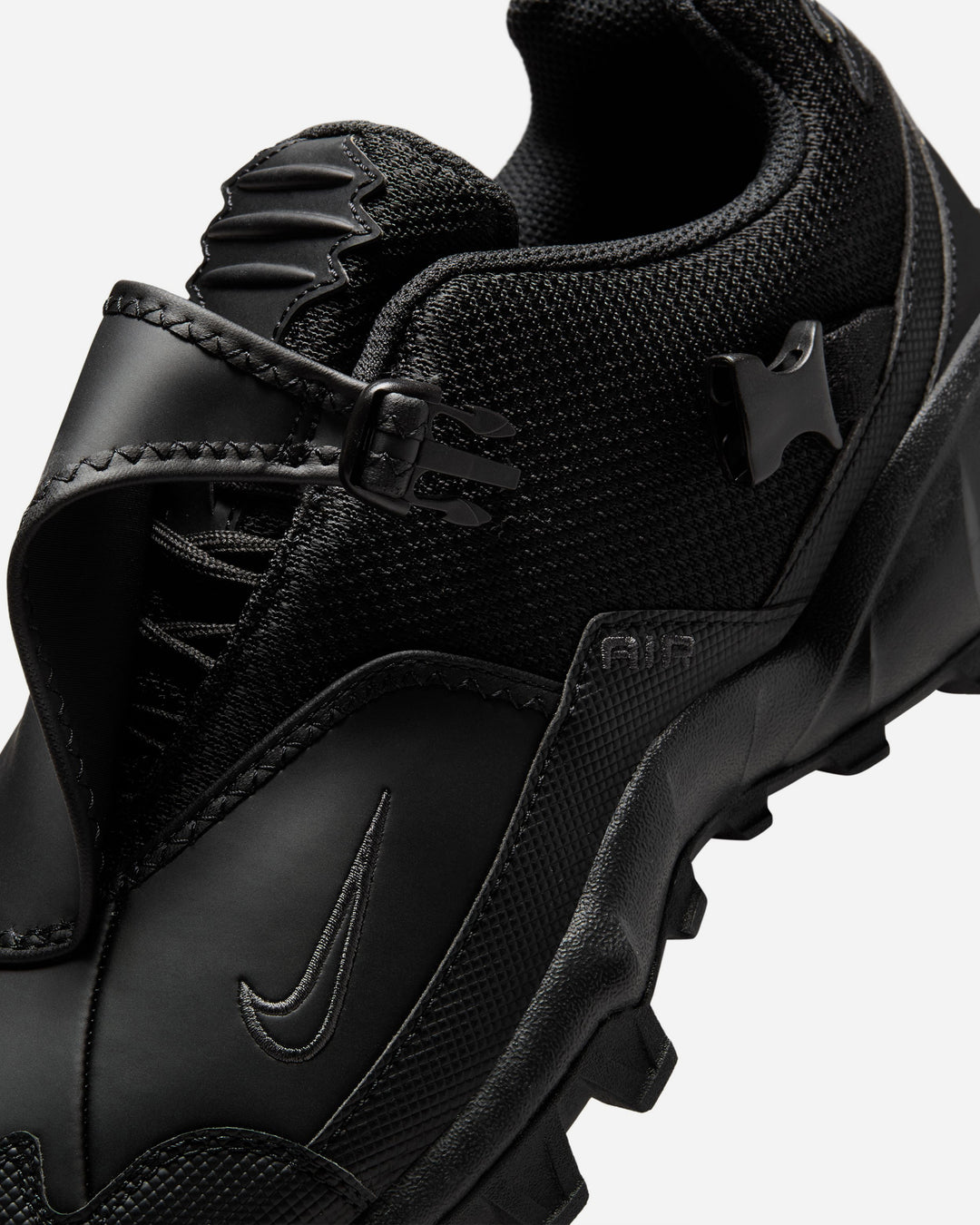 NIKE ACG PHASSAD – A+S