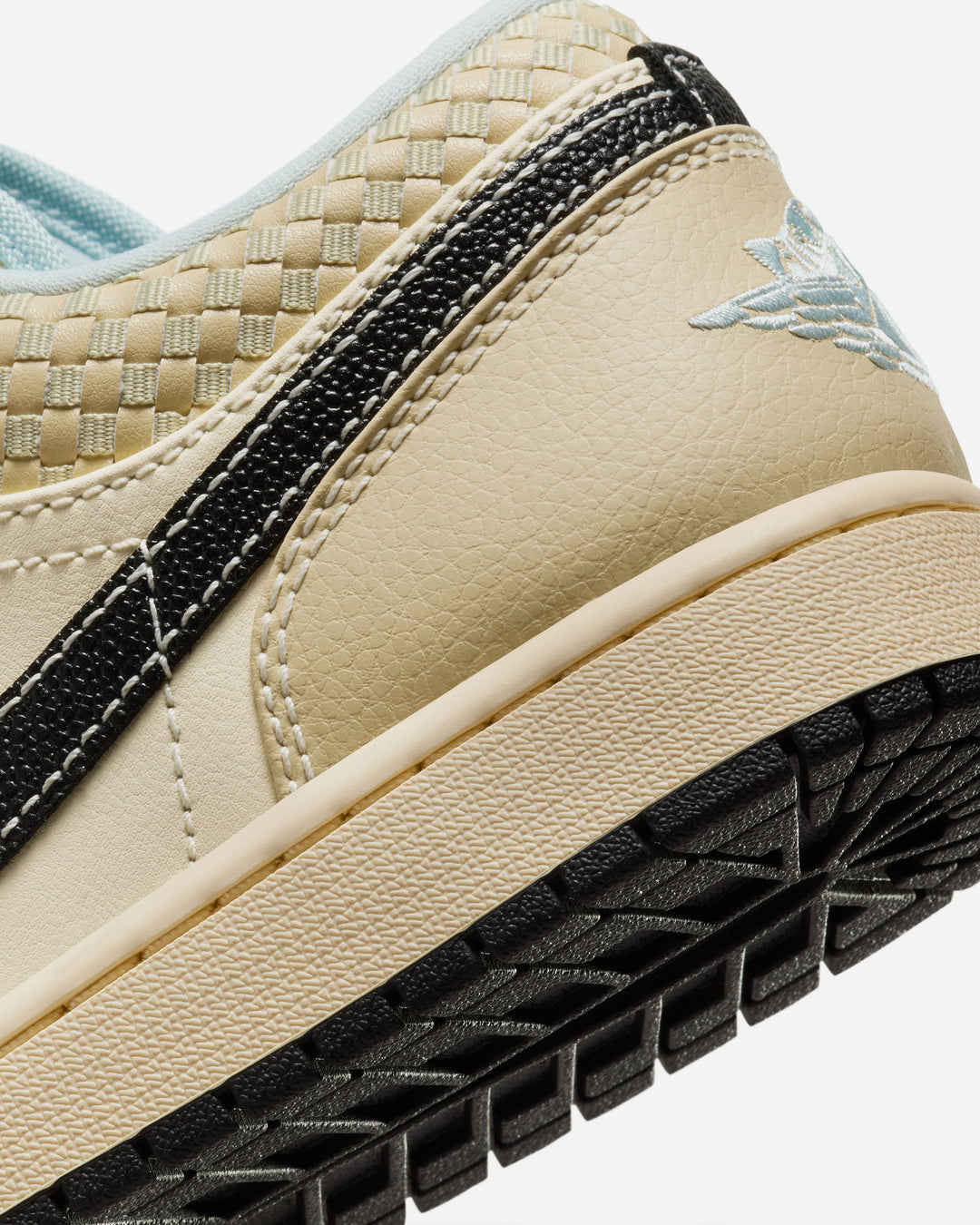 NIKE AIR JORDAN 1 RETRO LOW SE – A+S