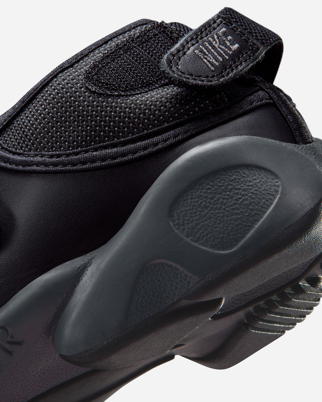NIKE WMNS AIR RIFT – A+S
