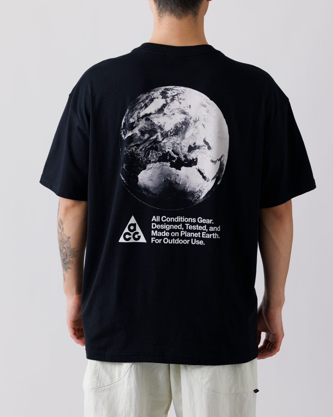 NKE ACG DF LSE 12MO CAMP S/S TEE – A+S