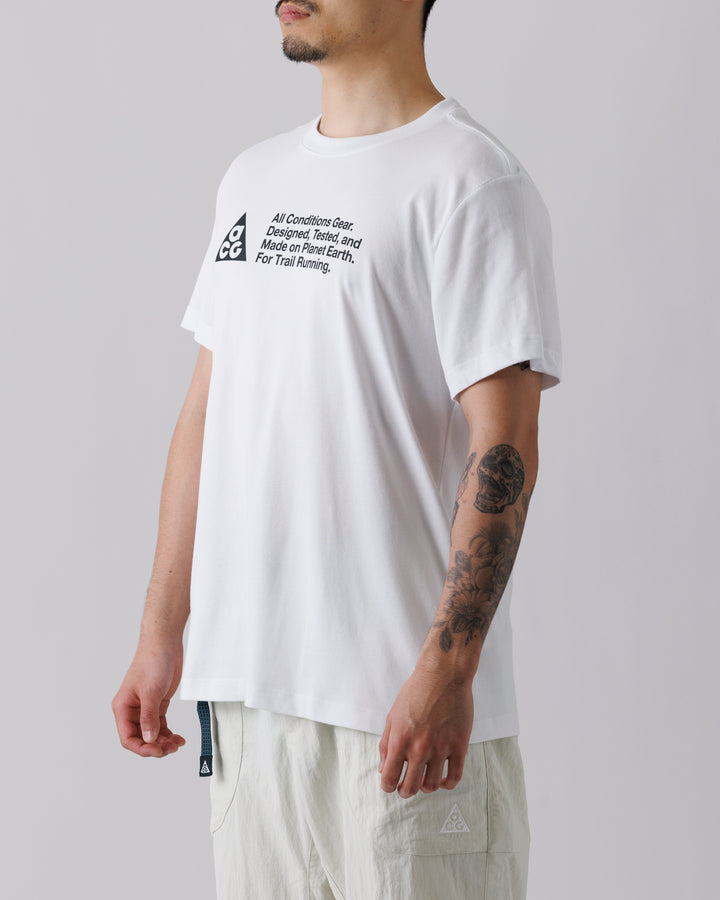 NIKE ACG DF STD TRAIL LOGO S/S TEE – A+S
