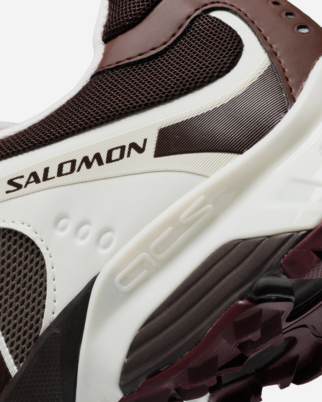 エス 2026年 5/15 発売】Salomon XT-WHISPER “Walnut/Bitter Chocolate