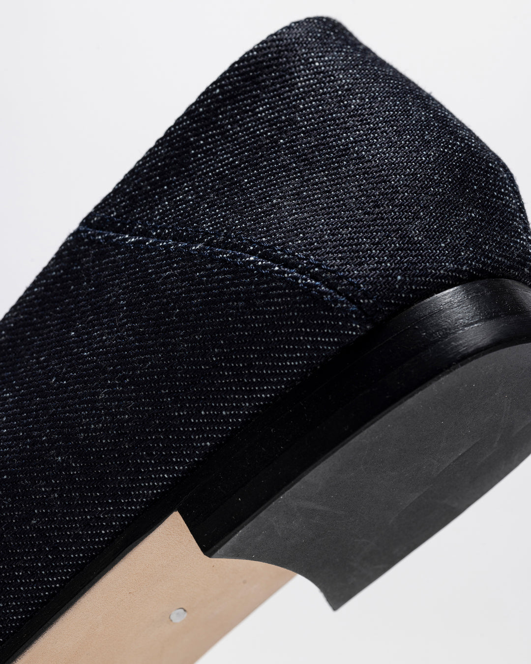 Hender Scheme bloom – A+S