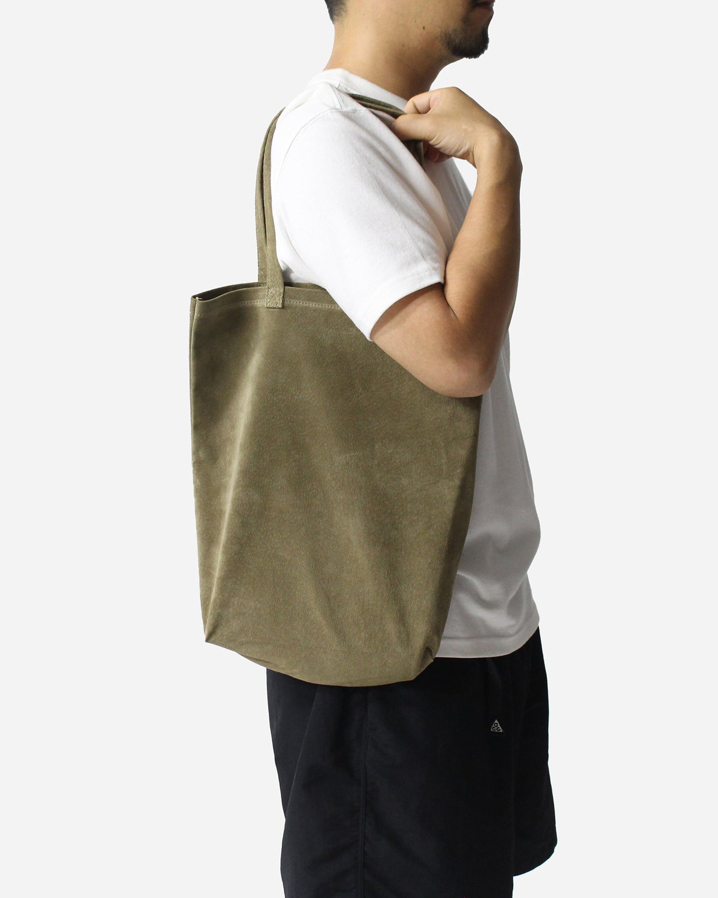 Hender Scheme pig bag M khaki